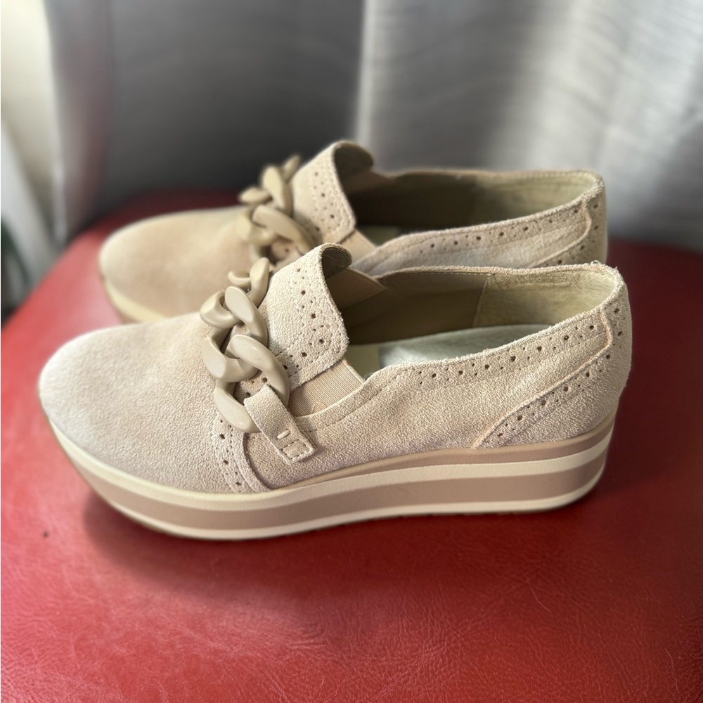 Dolce Vita Dune Suede Platform Loafers
